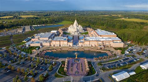 What Makes BAPS Akshardham a New Wonder of the World?