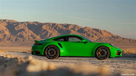 Porsche 911 Turbo S | 2021MY Coupe (Color: Python Green) | Side