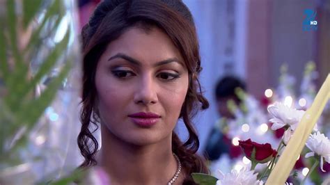 Kumkum Bhagya 6th October 2016 Written Updates Episode! Abhi looks on surprised