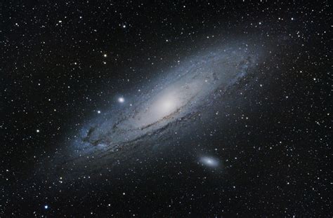 The Andromeda Galaxy | Images, Facts & Astrophotography Tips