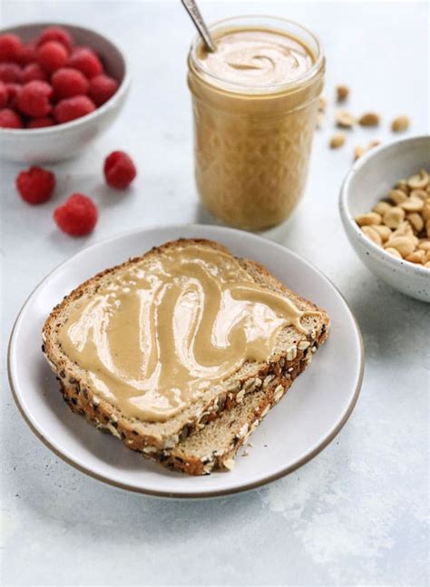 How to Make Peanut Butter (with NO added oil!) - Detoxinista