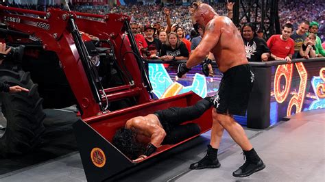 Brock Lesnar sends Roman Reigns to Tractor City: SummerSlam 2022 (WWE ...