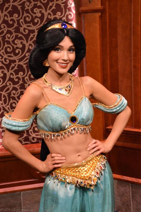 Jasmine | Princess jasmine, Princess jasmine cosplay, Disneyland face characters