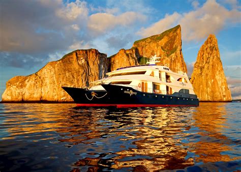 Guide to cruises in the Galapagos | Audley Travel US