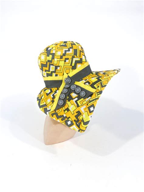 1960s Mr. John Geometric Printed Sun Hat For Sale at 1stDibs