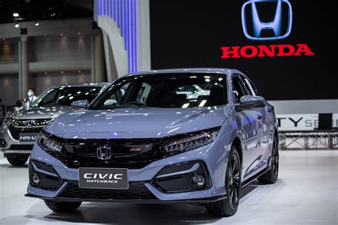 Two 2021 Honda Civic Sedan Trims Get a Thumbs-Up From Edmunds