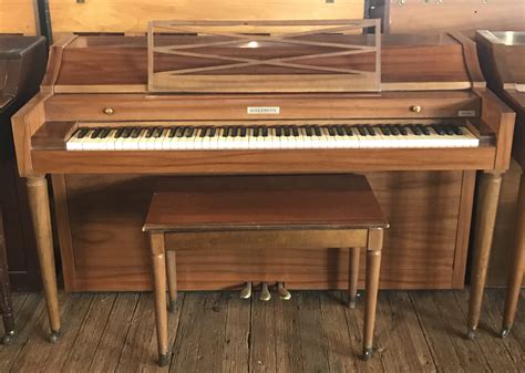 Spinet Pianos: A Buyer’s Guide – Mozart Project