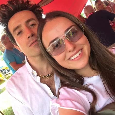 Nick Grimshaw shares snap with rarely seen niece as he announces celebrity Gogglebox return ...