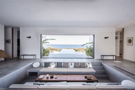 This House Has A Sunken Living Room That Allows For Uninterrupted Ocean Views | CONTEMPORIST