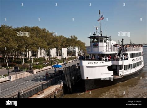 Battery Park Dock , Statue of Liberty Ferry, NYC Stock Photo - Alamy