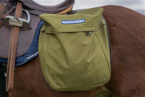 The 5 Best Horse Saddle Bags: Buying Guide for 2022 - Equineigh