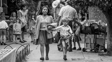 Roma no traditional plot Roma - Frank Movie Reviews