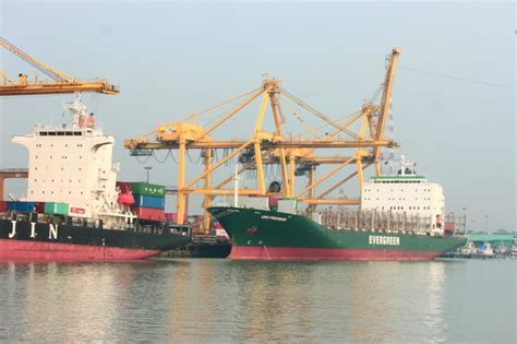 Chittagong port ready for a business boost as connectivity expands ...