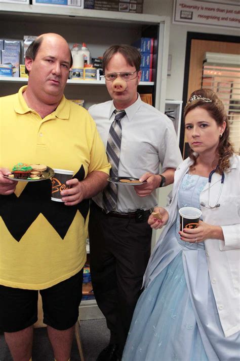 17 Funny 'The Office' Halloween Costumes for 2019