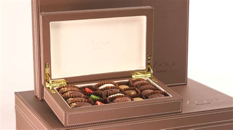 Bateel: Luxury Gift Boxes - YouTube