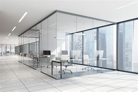 7 Ways to Use Clear Glass to Make your Office Look Great!
