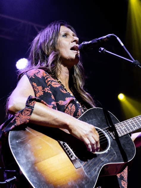 Kasey Chambers drops Eminem Lose Yourself live cover | news.com.au ...