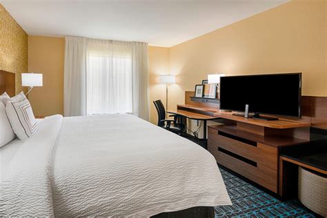 Modern Abingdon Hotel | Fairfield Inn & Suites Abingdon