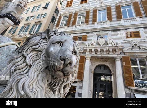 Lion statue outside Genoa Cathedral (Cathedral of Saint Lawrence), Genoa, Liguria, Italy Stock ...