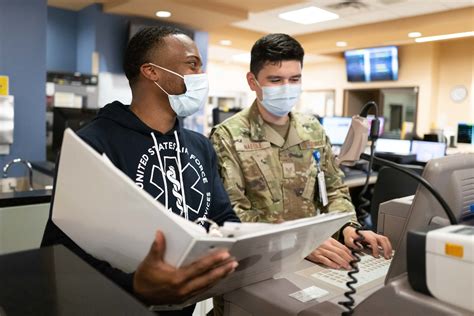 Combat-tested Travis paramedic earns prestigious AF award > Air Force ...