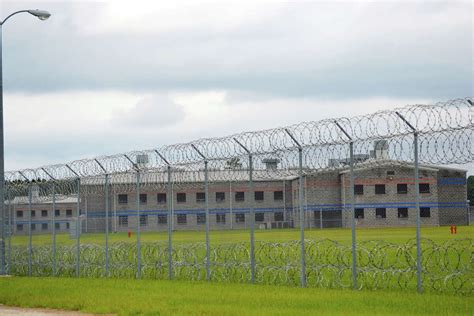 Most Texas prisoners lack air conditioning amid state's heat wave.