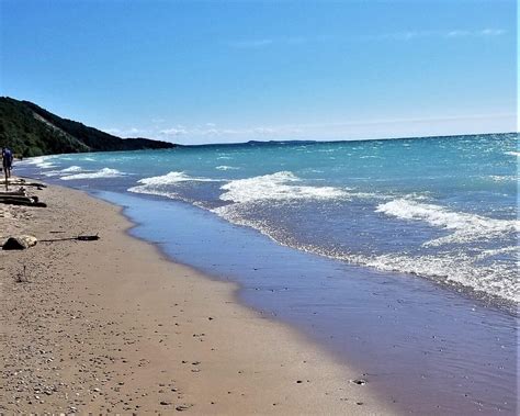 16 BEST Beaches in Michigan | Top-Rated Michigan Beach Vacation Travel Guide | BEST Family ...