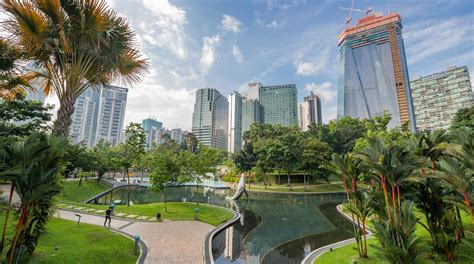 Visit KLCC Park in Kuala Lumpur | Expedia