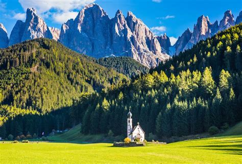 Five Churches with a (Spectacular) View in the Dolomites | ITALY Magazine