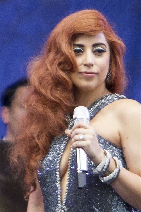 Pink Hair for the JWT? - Gaga Thoughts - Gaga Daily