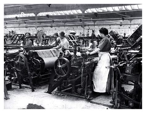 Jute mill working women, backbone of Dundee workforce. | Dundee city, Dundee, Scottish heritage