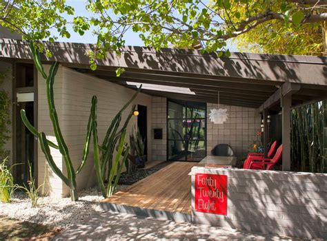 15 Fantastic Mid-Century Modern Porch Designs You'll Adore