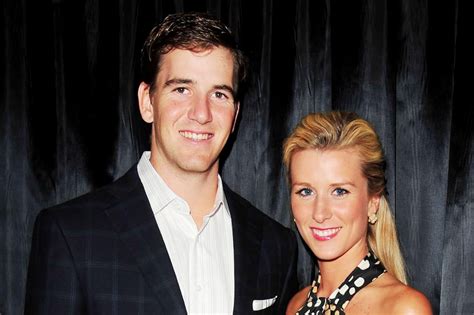 Who is Eli Manning's wife? | The US Sun