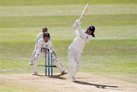 Nic Maddinson went on the attack | ESPNcricinfo.com