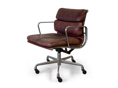 Eames Aluminum Group Office Chair Auction