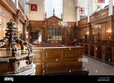 Interior of the main hall at St Andrew's church Stock Photo - Alamy