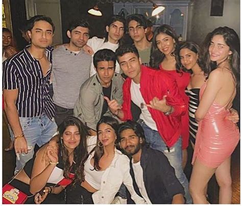 Pictures of Ananya Panday and Aryan Khan partying together go viral ...