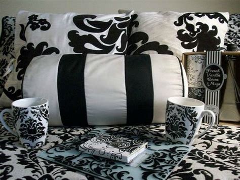 Marilyn Monroe Bedroom Set - Home Decoration Ideas