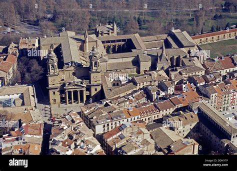 Pamplona gothic cathedral hi-res stock photography and images - Alamy