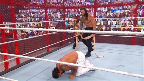 Roman Reigns opens Hell in a Cell 2020 beating Jey Uso | Superfights