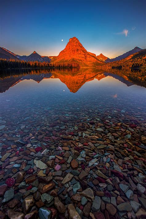 Montana Moment We asked to see photographs of... -- Editors' Spotlight ...