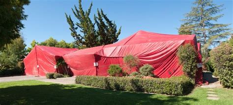 How to Prepare for Termite Tenting | DoItYourself.com