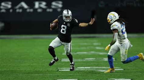 Raiders activate QB Marcus Mariota