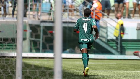 É CAMPEÃO! Palmeiras goleia Santos e conquista título inédito da Copinha – Palmeiras