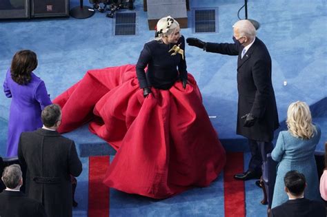 Lady Gaga wears dove brooch on Inauguration Day: 'May we all make peace ...