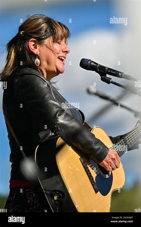 Chanteuse américaine mexicaine Banque de photographies et d’images à ...