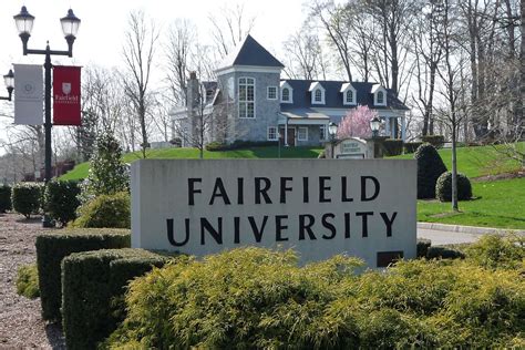 Fairfield University: Acceptance Rate, SAT/ACT Scores, GPA