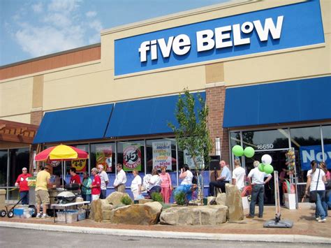 Five Below opens in Strongsville to record crowds - cleveland.com