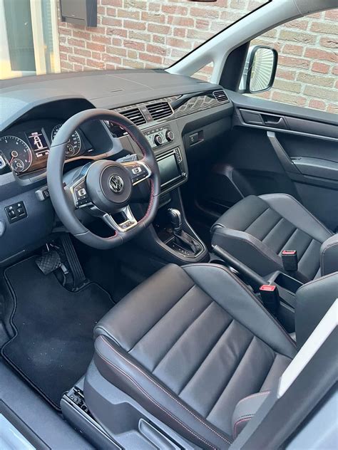 VW Golf 7 GTI leather seats (no VAT) - Caddy World