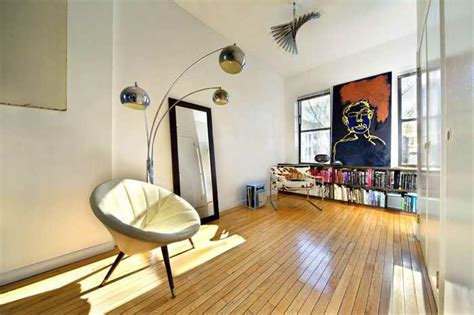 The Story of a Studio Owner in Manhattan, NY Maximizing His Space!