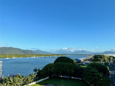 Hilton Cairns Hotel Review | Hilton Cairns Executive Lounge